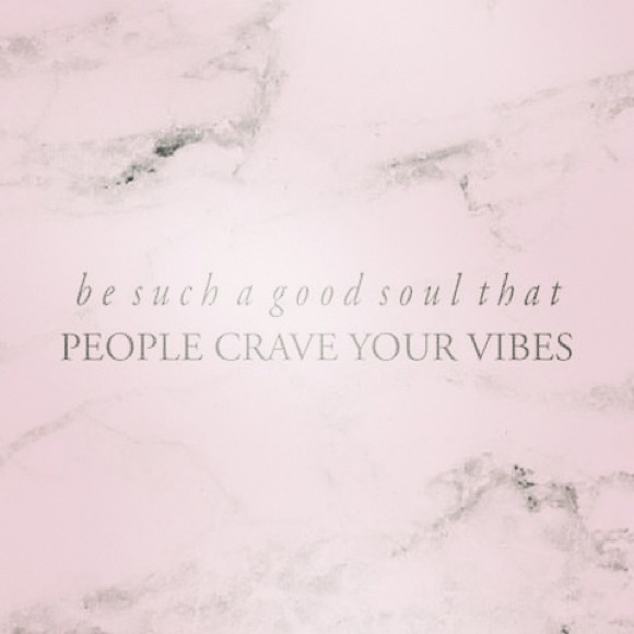 Meet your Posher, Nadine - Picture 1 of 1